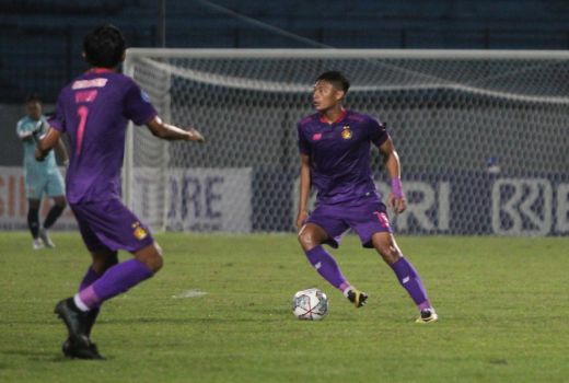 Pemain Persik Vava Mario Belum Berangkat TC Timnas, ini Sebabnya - GenPI.co JATIM