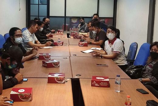Bonek Bertemu Pengurus PSSI Jatim Hasilkan 5 Poin Penting - GenPI.co JATIM