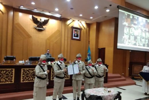 APBD Surabaya 2022 Disahkan, Kabar Baik untuk Modin Siswa SMA - GenPI.co JATIM