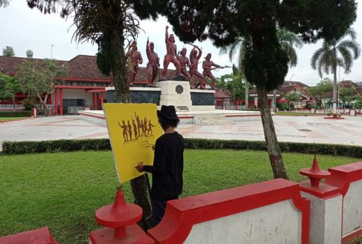 IPI Blitar Gelar Pameran di Monumen Peta, Bisa Ditebus juga Lho - GenPI.co JATIM