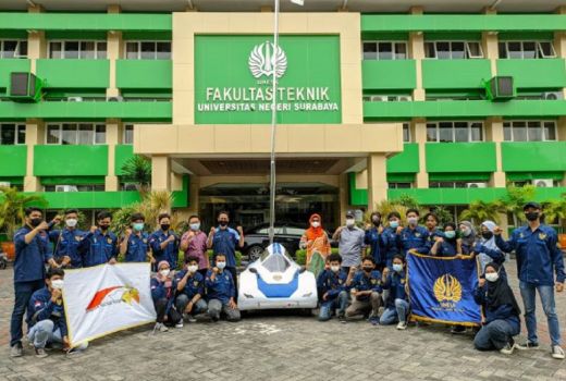 Bangga, Garnesa Racing Team Unesa Juara di Kontes Mobil Hemat - GenPI.co JATIM
