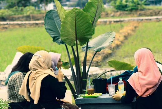 Rekomendasi Kafe di Sidoarjo, Tawarkan Spot Foto Alam, Sejuk! - GenPI.co JATIM