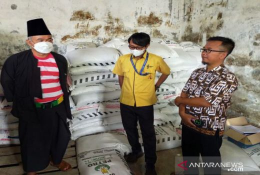 Petani Pamekasan Tak Perlu Khawatir Pupuk Habis, Aman Hingga 2022 - GenPI.co JATIM