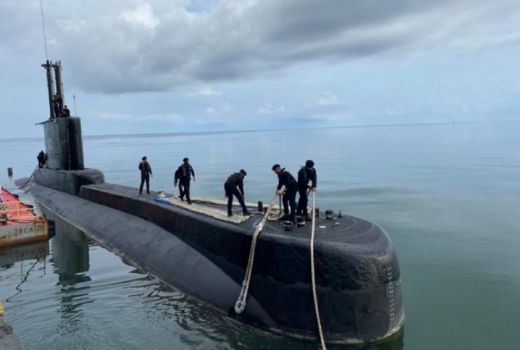 Uji Penyeleman Selesai, KRI Cakra-401 Siap Jaga Laut Indonesia - GenPI.co JATIM