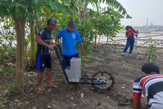 Canggihnya Traktor Tangan Bertenaga Listrik Buatan ITS Surabaya - GenPI.co JATIM