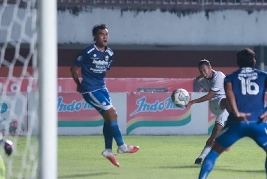Sukses Taklukkan Persib Bandung, Arema FC Naik ke Posisi 2 Liga 1 - GenPI.co JATIM