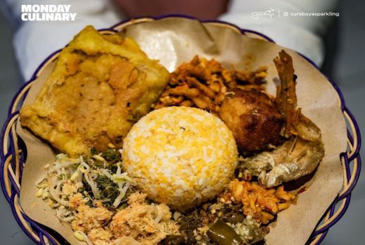 Nasi Jagung Pegirian, Kenyang Tak Buat Kantong Jebol - GenPI.co JATIM