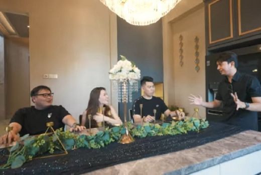 Crazy Rich Surabaya Bongkar Isi Rumah Mewah Seharga Rp 5,5 Miliar - GenPI.co JATIM