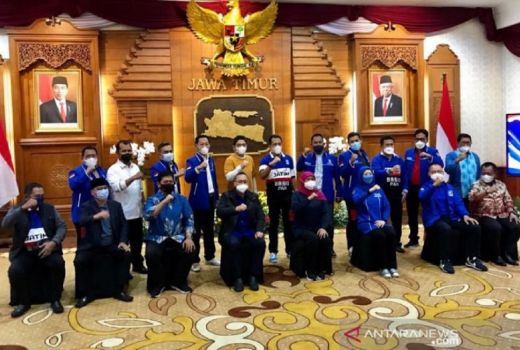Bertemu Khofifah, Zulhas Bawa juga Sejumlah Artis - GenPI.co JATIM