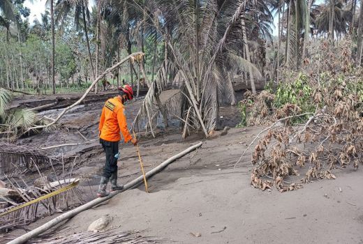 Kabar Terbaru Gunung Semeru, 5 Anak SD Berhasil Ditemukan - GenPI.co JATIM