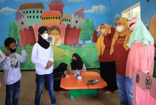 Surabaya Mendongeng, Asah Kreativitas Anak-anak - GenPI.co JATIM