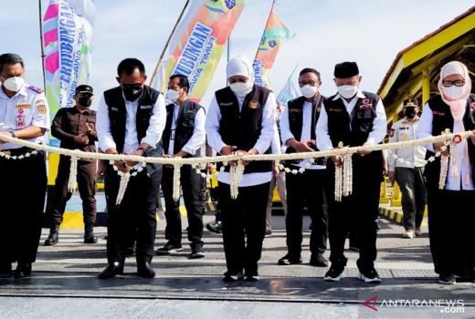 Situbondo Kini Punya Jembatan Gerak, Khofifah Beri Pesan Begini - GenPI.co JATIM