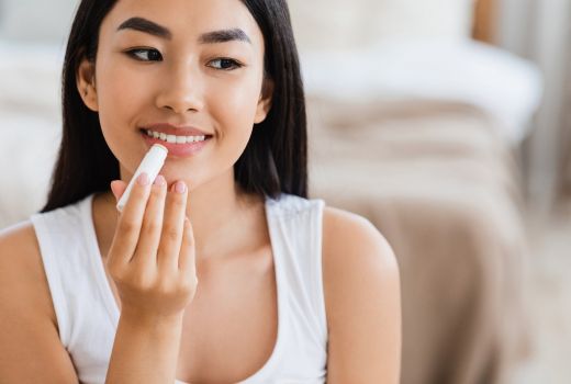 Tips Memilih Lip Balm agar Bibir Tetap Cantik dan Lembap - GenPI.co JATIM