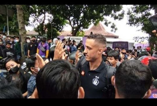 Merinding! Ribuan Persik Mania Kawal Macan Putih ke Bali - GenPI.co JATIM