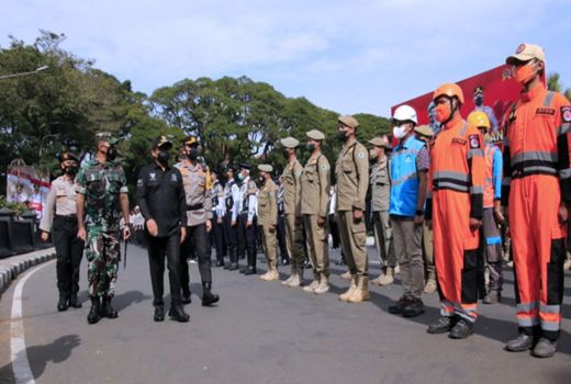 Ratusan Personel di Malang Siap Operasi Lilin 2021 - GenPI.co JATIM
