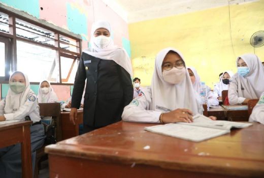 Sekolah di Jatim PTM 100 Persen Bersyarat, Kantin Tetap Tutup - GenPI.co JATIM