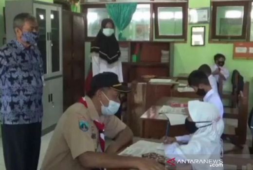 Tak Mau Gegabah, Pemkot Madiun Punya Pilihan Sendiri untuk PTM - GenPI.co JATIM
