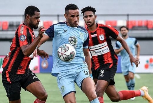 Persela Rebut Poin Penuh Hadapi Persija, Meski Tak Mudah - GenPI.co JATIM