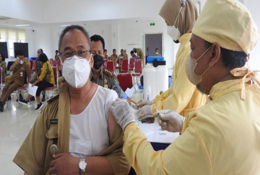 Setelah Lansia, Sekarang ASN Kota Malang Disuntik Booster - GenPI.co JATIM