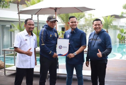 Joko Susilo Kembali Kepelukan Arema FC - GenPI.co JATIM