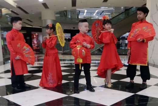 Sambut Imlek, Andreas Buat Cheongsam Lucu untuk Anak - GenPI.co JATIM