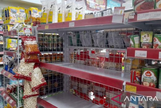 Warga Pamekasan Borong Minyak Murah, Khawatir Stok Habis, OMG! - GenPI.co JATIM