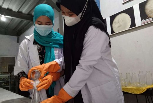 Banyak Sampah, Selat Madura Disebut Sudah Terlalu Tercemar - GenPI.co JATIM