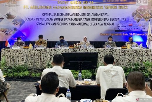 Industri Galangan Kapal Merana, Omzet Terjun Bebas Selama Pandemi - GenPI.co JATIM