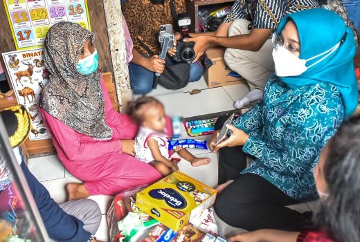 TP PKK dan Pemkot Surabaya Monitoring Balita Laila - GenPI.co JATIM