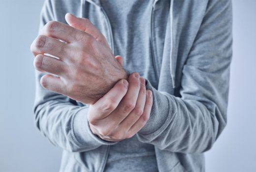 Tips Mencegah Rematik, Yuk Ubah Gaya Hidup - GenPI.co JATIM