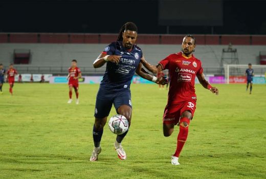 Tahan Persija 1-1, Eduardo Almeida Puji Habis-Habisan Pemainnya - GenPI.co JATIM