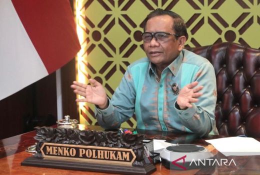 Digitalisasi Bisa Tutup Celah Korupsi, Kata Menkopolhukam - GenPI.co JATIM