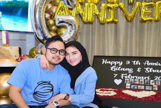 Juragan99 Beri Kejutan Ulang Tahun Pernikahan, Mewah Banget - GenPI.co JATIM