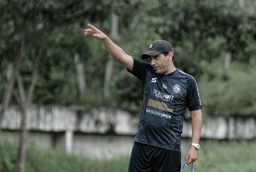 Arema FC Minta Ruang Ganti Lebih Steril, Cegah Covid-19 - GenPI.co JATIM