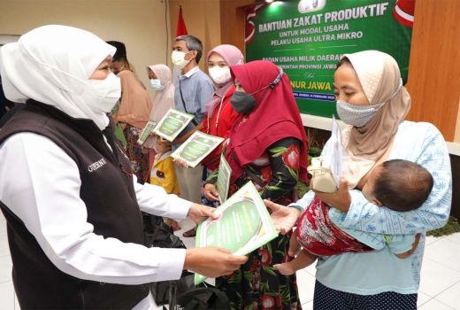 Gubernur Jatim Punya Cara Jempolan Berantas Gerak Rentenir - GenPI.co JATIM