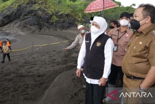 Khofifah Sebut Peristiwa Pantai Payangan Jember Patologi Sosial - GenPI.co JATIM