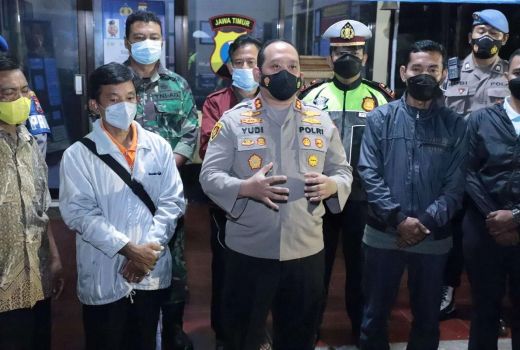 Teka-teki Rusaknya Patung di Pura Joyo Amijoyo Kediri Terjawab - GenPI.co JATIM