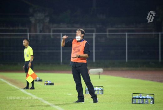 Bali United vs Arema FC, Laga Penentuan Eduardo Almeida - GenPI.co JATIM