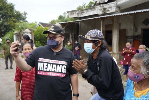Bupati Kediri Ajak Selebgram Menjeng Kimhoa Naik Truk, Grogi - GenPI.co JATIM