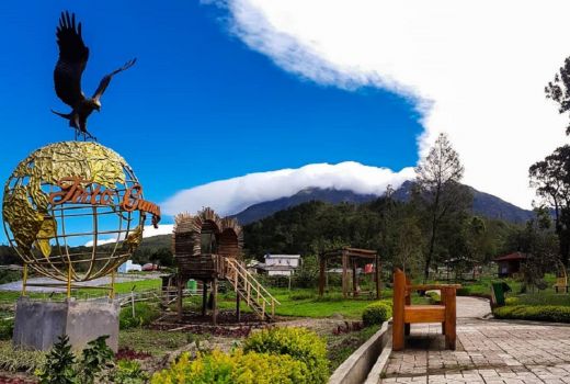 Wisata Tirto Gumarang Suguhkan Indahnya Hutan Tropis Lereng Lawu - GenPI.co JATIM