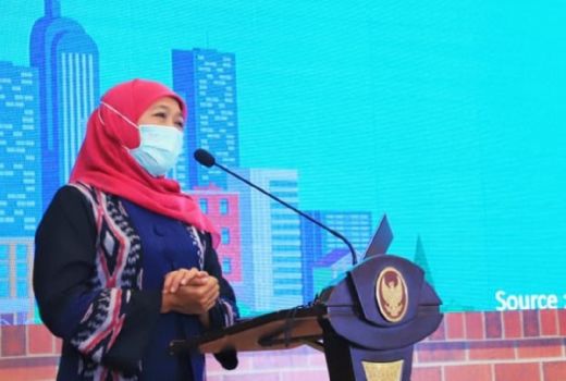 Warga Jatim, Khofifah Indar Parawansa Ada Kabar Baru Soal Ekonomi - GenPI.co JATIM