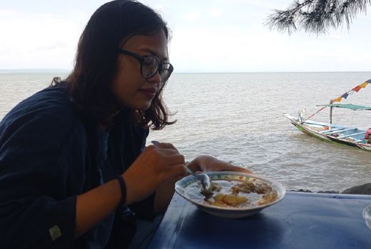 Nikmatnya Sajian Lontong Kupang Berpadu Nuansa Pesisir Surabaya - GenPI.co JATIM