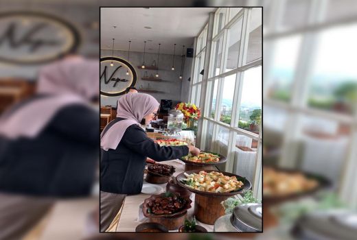 Napa Eatery Sajikan Menu Buka Puasa Ala Timur Tengah, Yuk Datang! - GenPI.co JATIM