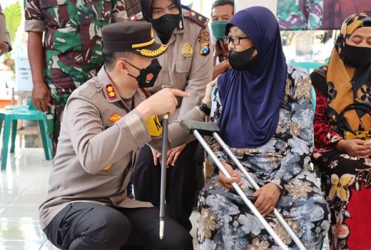 Polres Malang Gencar Vaksin Jelang Ramadan, Lansia Jadi Prioritas - GenPI.co JATIM