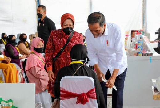BLT Minyak Goreng Selesai Sebelum Lebaran, Kata Risma - GenPI.co JATIM