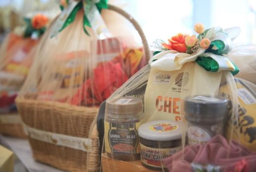 SKG Reborn, Rekomendasi Hampers Lebaran Lokal di Surabaya - GenPI.co JATIM