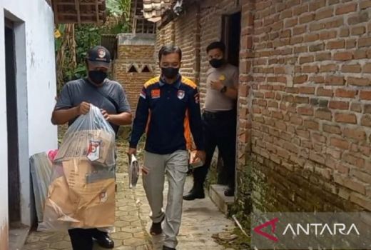 Bubuk Petasan Meledak Misterius, Sebuah Rumah di Madiun Rusak - GenPI.co JATIM