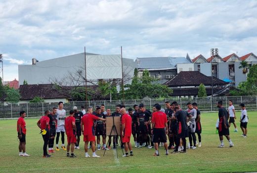 Madura United Bakal Umumkan Pemain Saat TC, Nantikan! - GenPI.co JATIM