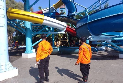 Satu Korban Seluncuran KenPark Kenakan Kursi Roda Seumur Hidup - GenPI.co JATIM