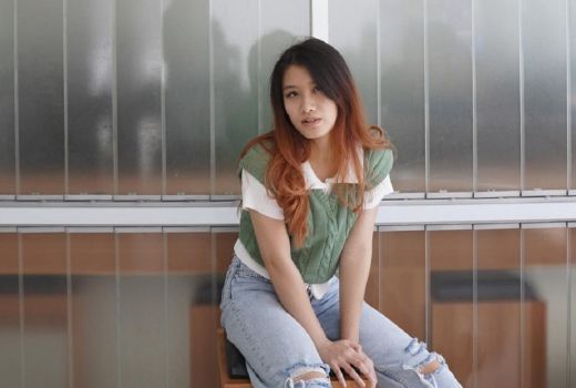 Bidadari Surabaya Selain Cantik juga Serbabisa - GenPI.co JATIM